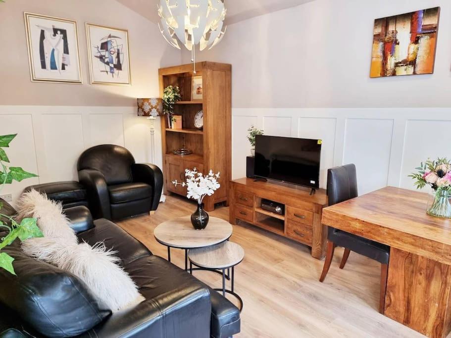 Charming Cottage Next To John Radcliffe Hospital With Free Parking Oxford Exterior foto